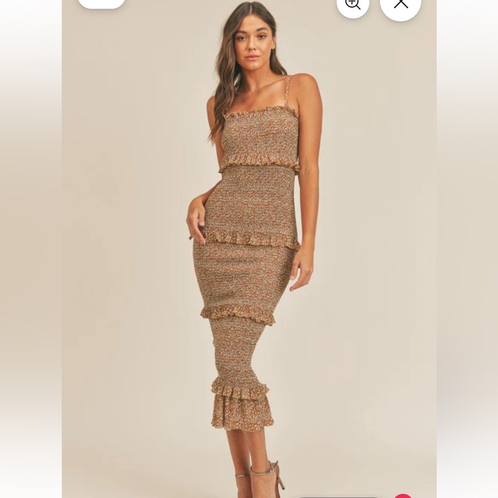 Ruffled midi Bodycon dress